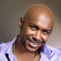 музыкант Иван BlackMann Траоре (многокрактный призер и чемпион России по битбоксу 2008 года, виджей музыкального канала MTV) музыкант Иван BlackMann Траоре (многокрактный призер и чемпион России по битбоксу 2008 года, виджей музыкального канала MTV)